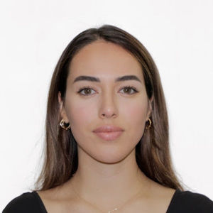 Meet your Posher, Ezgi